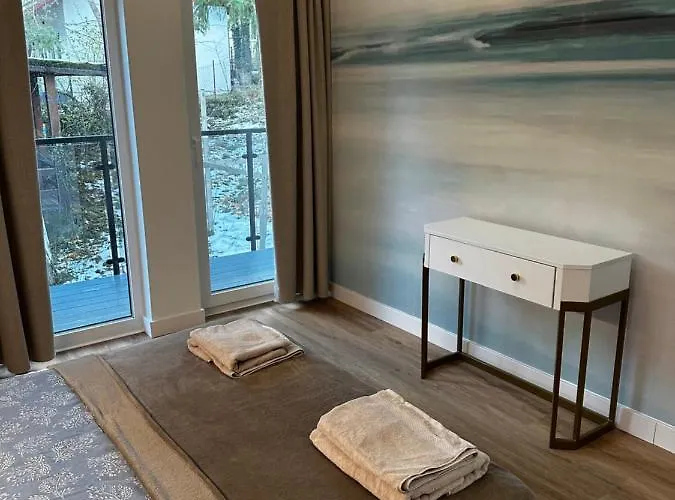 Piasek I Slonce Jastrzębia Góra